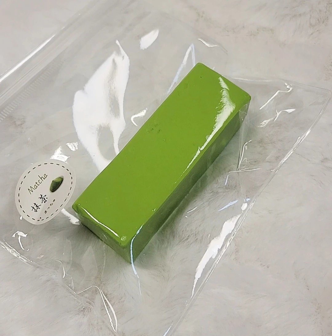 139047 Yizhi Feige Nie Stick Squishy Matcha Stick (New Dry Clay and Cream Cheese Clay Texture Series) / 一只肥鸽捏 条子捏捏 抹茶条子 (新干噎可塑泥与干酪泥触感系列)