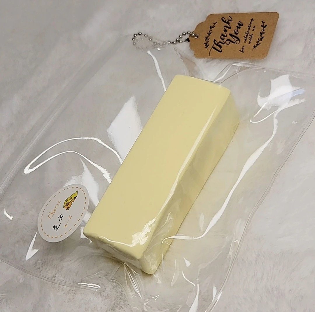 139054 Yizhi Feige Nie Stick Squishy Cheese Stick (New Dry Clay and Cream Cheese Clay Texture Series) / 一只肥鸽捏 条子捏捏 芝士奶酪(新口味) (新干噎可塑泥与干酪泥触感系列)