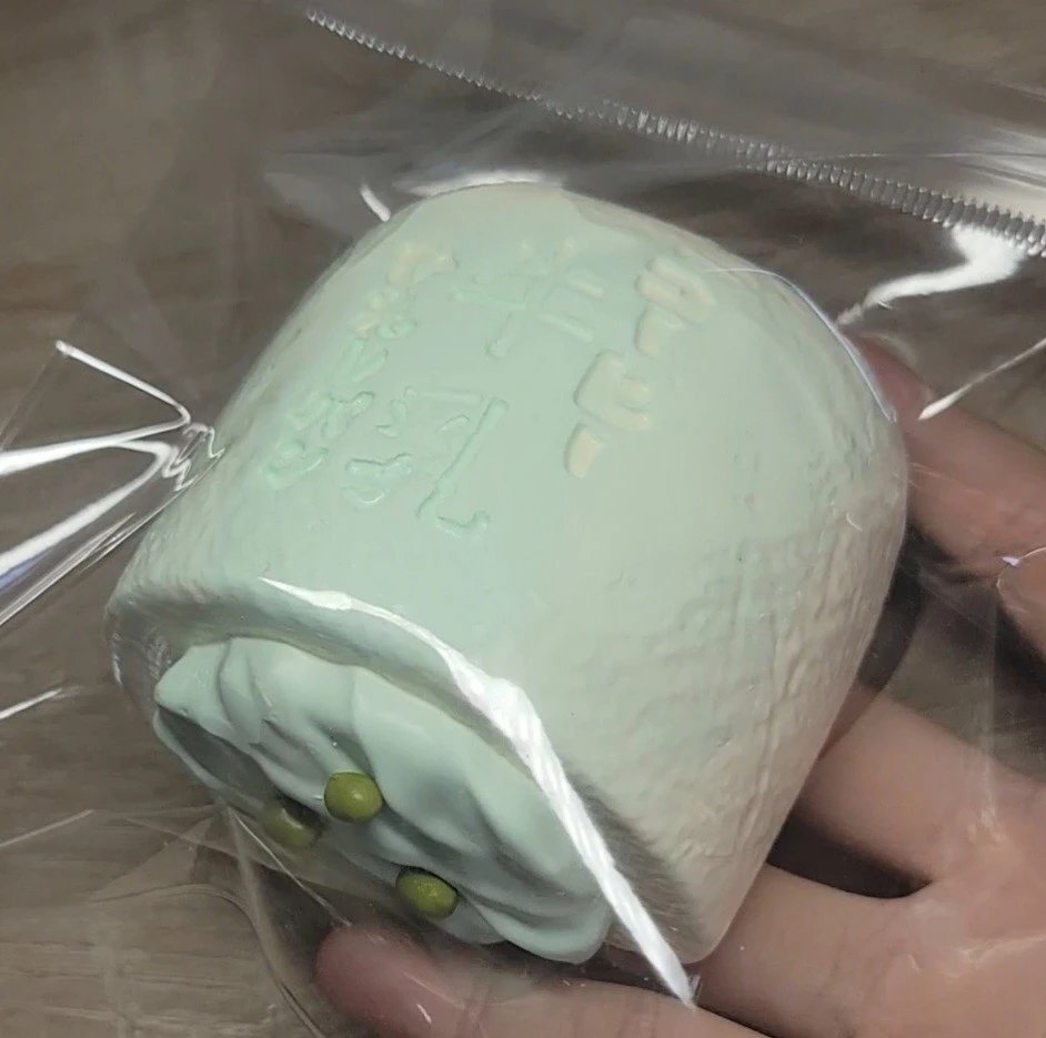139061 Yizhi Feige Nie Mung Bean Milk Bun (New Dry Clay and Cream Cheese Clay Texture Series) / 一只肥鸽捏 绿豆牛乳包 (新干噎可塑泥与干酪泥触感系列)