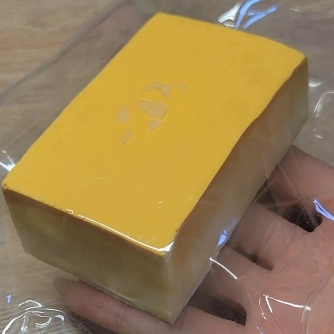 139062 Yizhi Feige Nie Almond Cookie Series Milk Brick (New Dry Clay and Cream Cheese Clay Texture Series) / 一只肥鸽捏 杏仁曲奇系列 奶砖 (新干噎可塑泥与干酪泥触感系列)