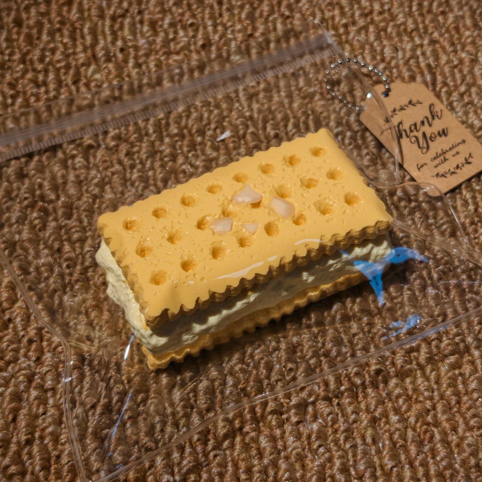 139069 Yizhi Feige Nie Almond Cookie Series Soda Cracker (New Dry Clay and Cream Cheese Clay Texture Series) / 一只肥鸽捏 杏仁曲奇系列 苏打饼干 (新干噎可塑泥与干酪泥触感系列)