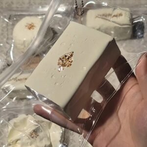 139079 Yizhi Feige Nie Osmanthus Series Osmanthus Milk Brick (New Dry Clay and Cream Cheese Clay Texture Series) / 一只肥鸽捏 桂花系列 桂花奶砖 (新干噎可塑泥与干酪泥触感系列)
