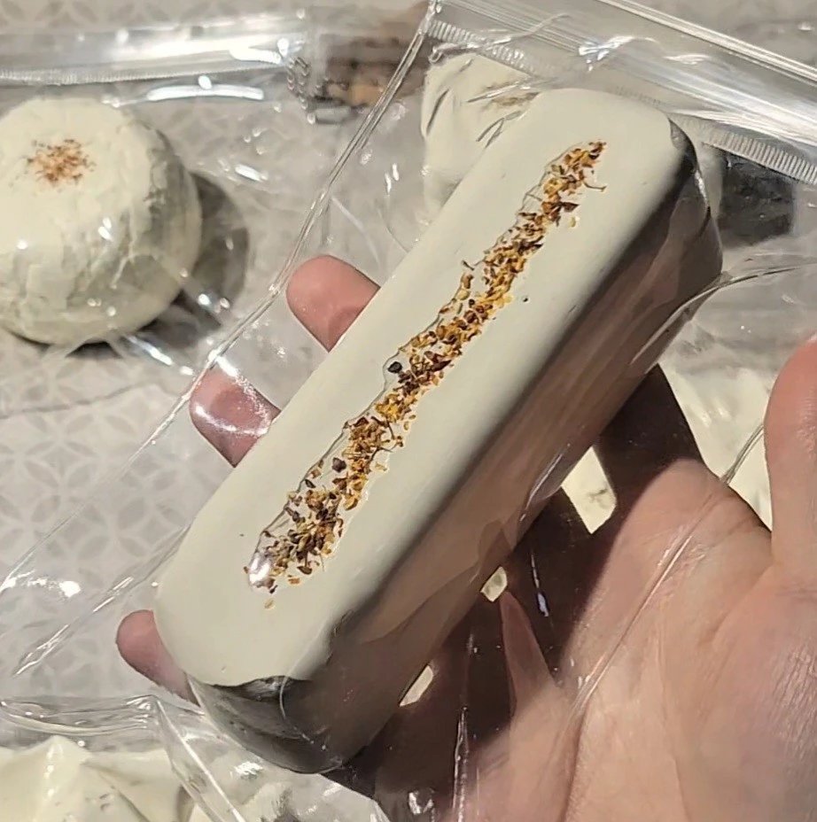 139081 Yizhi Feige Nie Osmanthus Series Double Osmanthus Rice Cake Stick (New Dry Clay and Cream Cheese Clay Texture Series) / 一只肥鸽捏 桂花系列 桂花年糕条(双层) (新干噎可塑泥与干酪泥触感系列)