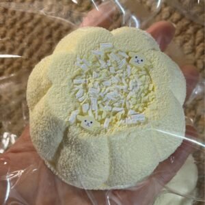 236005 Jian Bingo Zizizi Squishy Little Lamb Large Pudding Powdered (Oven Cake Clay Texture Series) / 煎bingo子子子 小羊麻赖大布丁 215±（烤箱蛋糕泥触感系列）