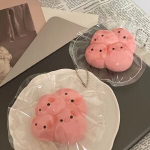 258031 Cheese Berry Handmade Hugging Piggy (Light Cream Texture Series) / 芝士莓莓Hand made 抱抱猪猪 (轻奶油触感系列)