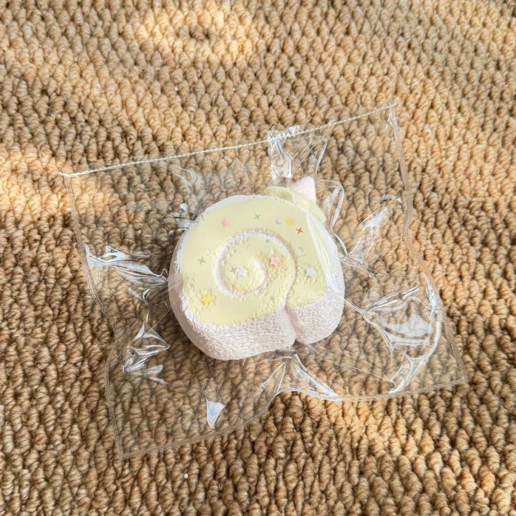 161037 Chidiao Suanzha Ice Cream Cone Swiss Roll (Pure Clay Texture Series) / 吃掉酸楂 コーン付きロールケーキ (ピュアクレイ触感シリーズ)