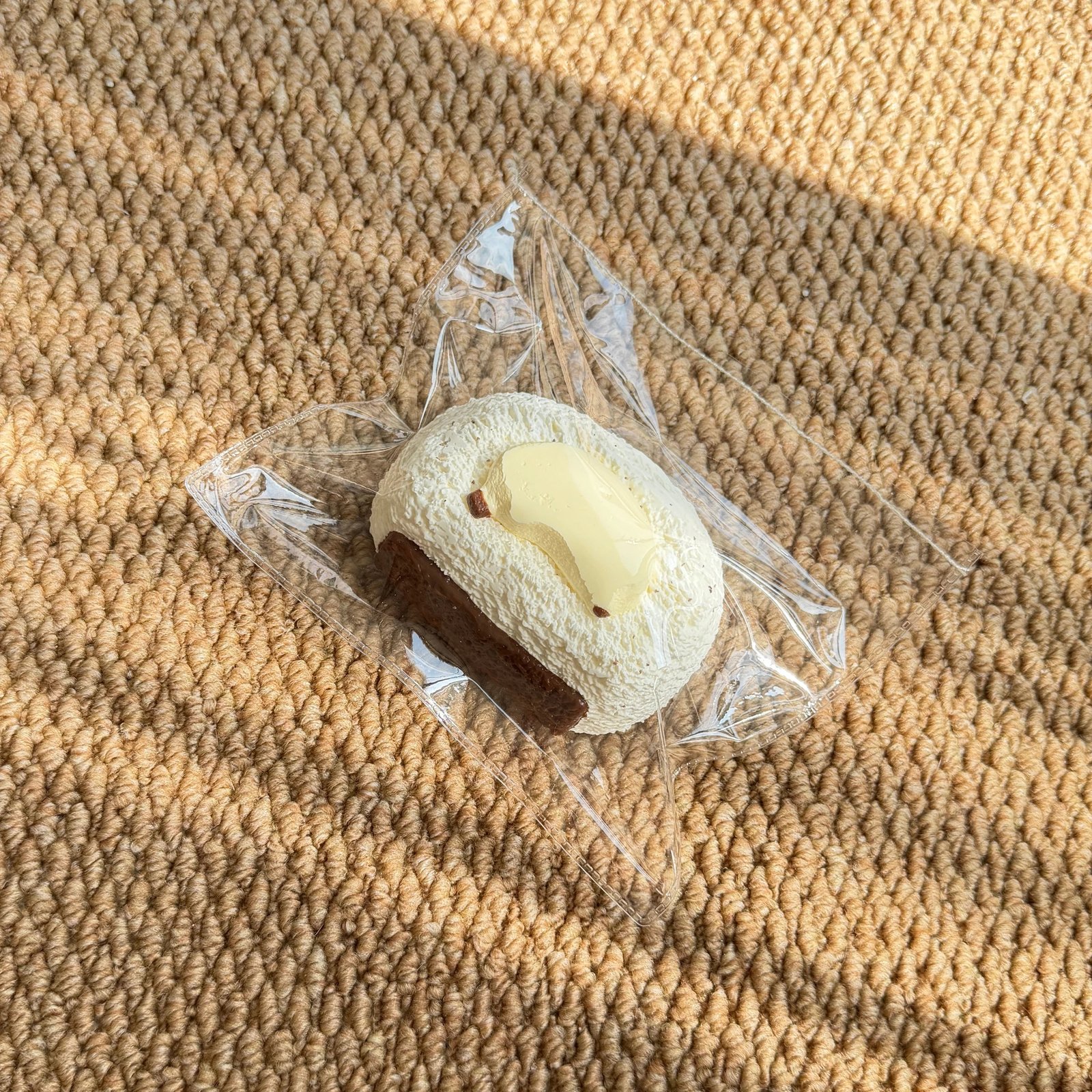 161047 Chidiao Suanzha Banana Senbei (Milk Cake Clay Texture Series) / 吃掉酸楂 バナナせんべい (ミルクケーキクレイ触感シリーズ)