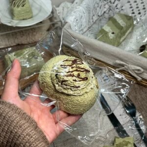 157013 Da Mianao Matcha Sauce Ice Cream Senbei / Da棉袄 抹茶淋酱冰淇淋仙贝