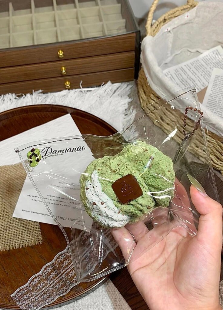 157018 Da Mianao Matcha Steamed Flower Roll / Da棉袄 抹茶花巻まん