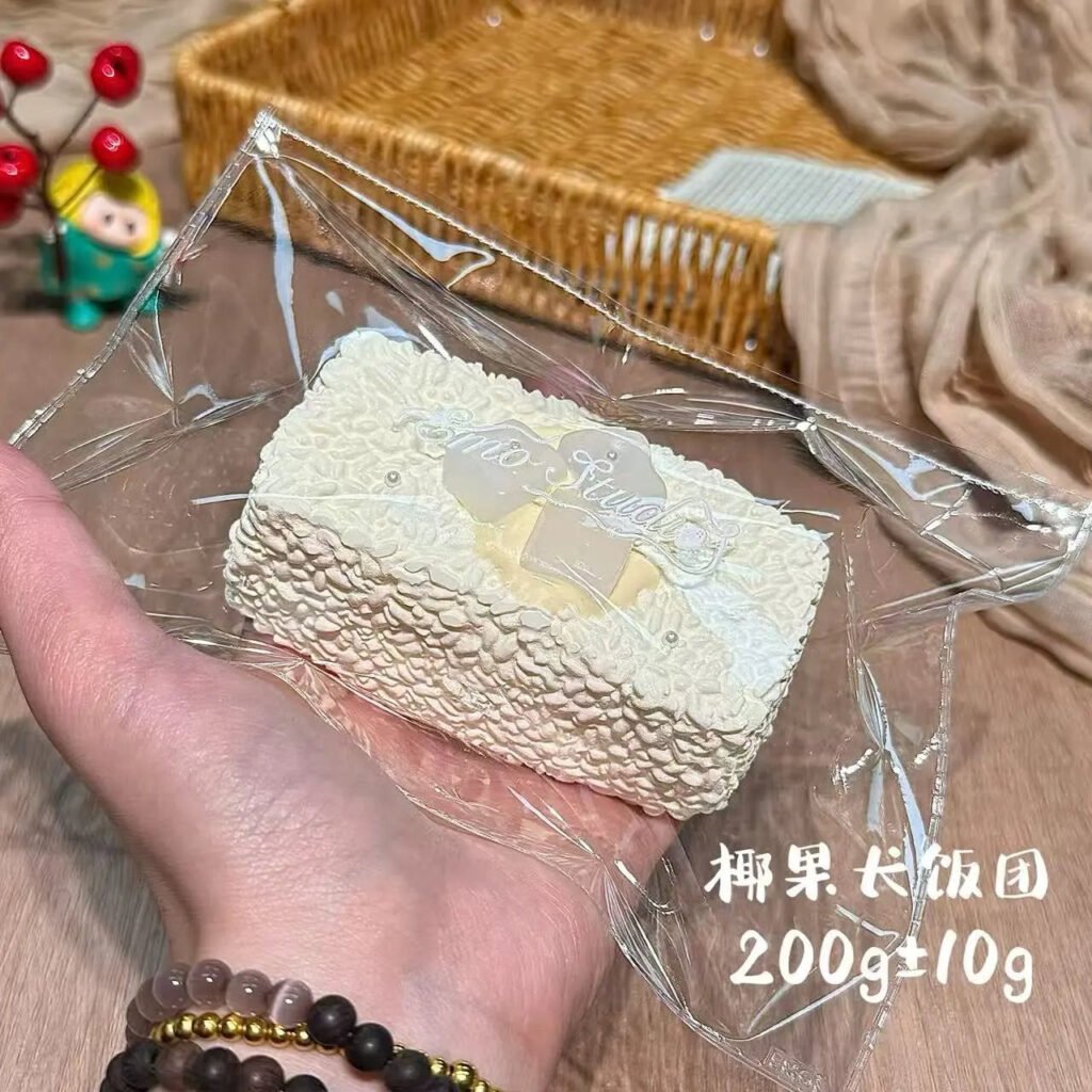 323000 Emo Studio Nata de Coco Long Rice Ball (Baked Soft Cheese Texture Series) / Emo Studio ナタデココロングおにぎり (オーブンソフトチーズ触感シリーズ)