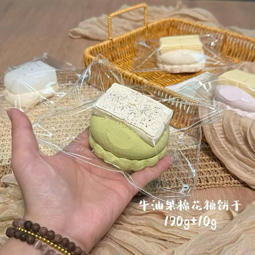 323006 Emo Studio Avocado Marshmallow (Baked Soft Cheese Texture Series) / Emo Studio アボカドマシュマロ (オーブンソフトチーズ触感シリーズ)