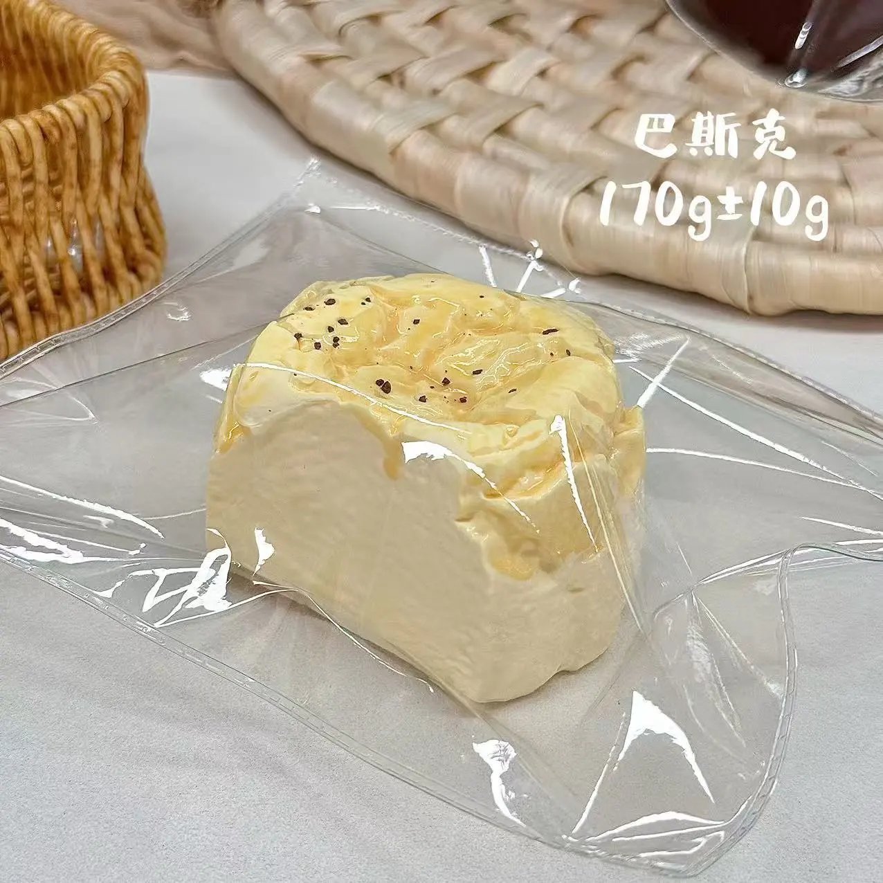 323009 Emo Studio Basque Cheesecake (Baked Soft Cheese Texture Series) / Emo Studio バスクチーズケーキ (オーブンソフトチーズ触感シリーズ)