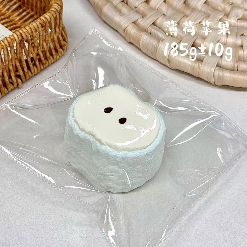 323027 Emo Studio Mint Mini Apple (Baked Thick Milk Clay Texture Series) / Emo Studio ミントミニりんご (オーブン濃厚ミルククレイ触感シリーズ)