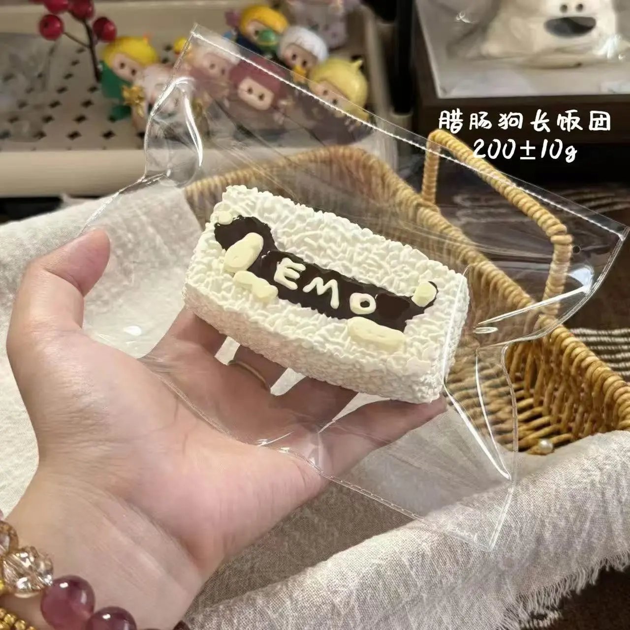 323031 Emo Studio Dachshund Long Rice Ball (Baked Thick Milk Clay Texture Series) / Emo Studio ダックスフンドロングおにぎり (オーブン濃厚ミルククレイ触感シリーズ)