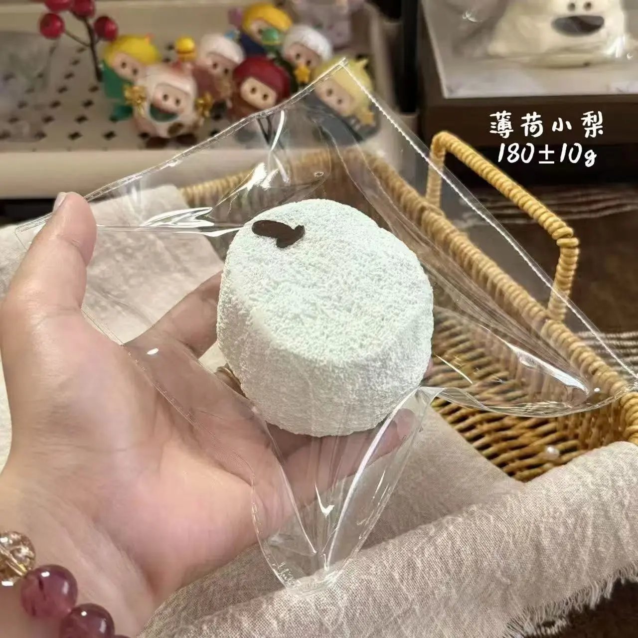 323032 Emo Studio Mint Mini Pear (Baked Thick Milk Clay Texture Series) / Emo Studio ミントミニ梨 (オーブン濃厚ミルククレイ触感シリーズ)