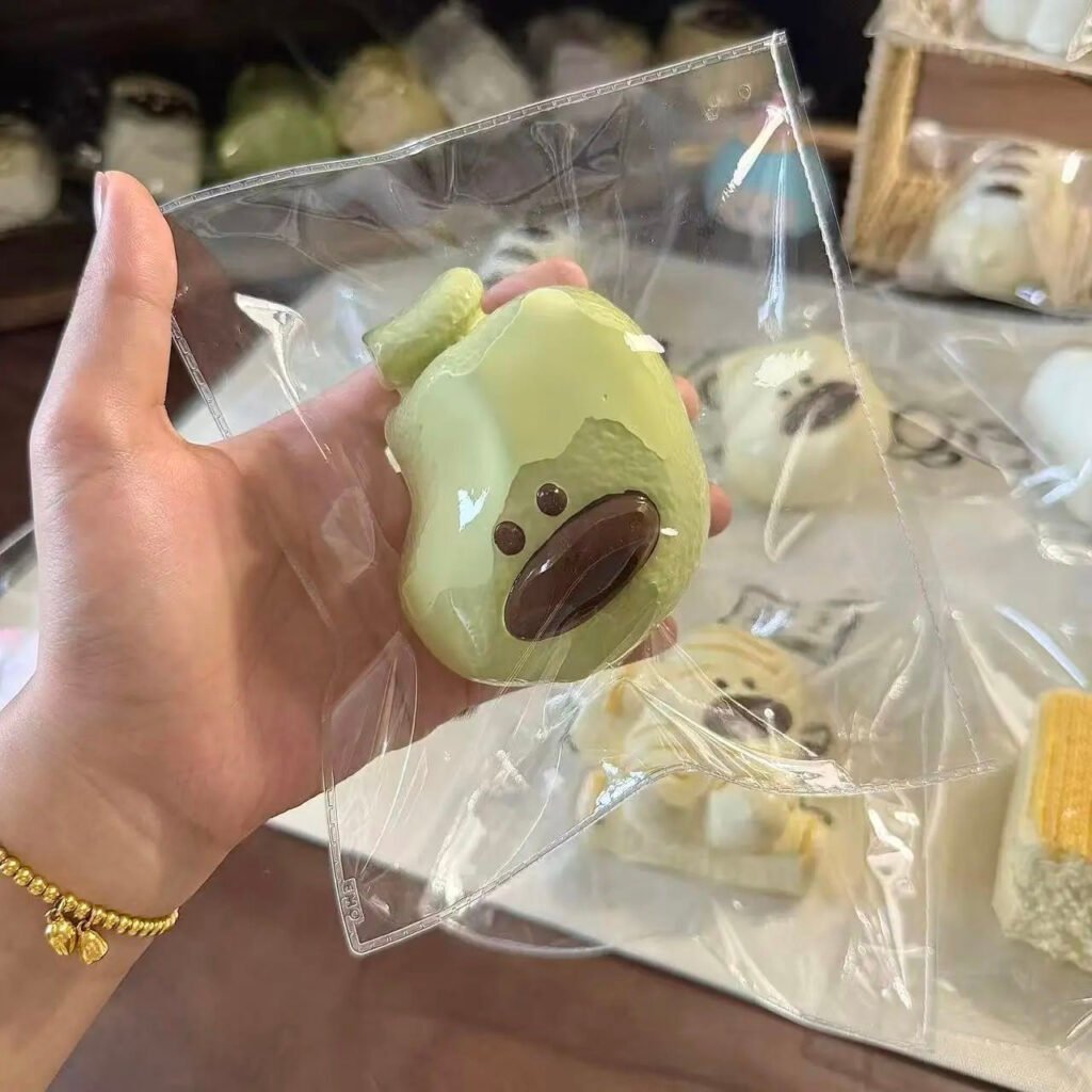 323039 Emo Studio Green Banana Puppy (Baked Thick Milk Clay Texture Series) / Emo Studio 緑のバナナわんこ (オーブン濃厚ミルククレイ触感シリーズ)