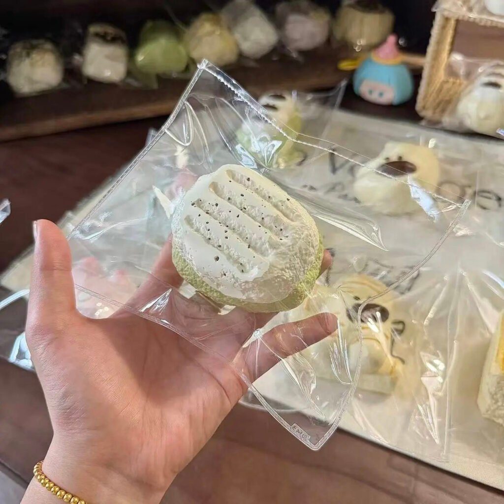 323052 Emo Studio Avocado Hash Brown (Baked Thick Milk Clay Texture Series) / Emo Studio アボカドポテトパティ (オーブン濃厚ミルククレイ触感シリーズ)