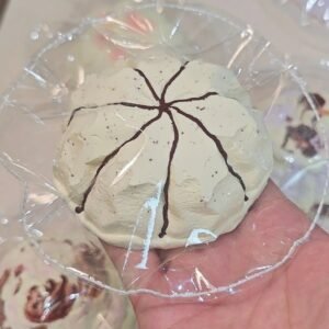 259028 Enze Nienie Peak Edition Ultra Soft Cream Pudding (Ultra Soft Clay Texture Series) / 恩泽捏捏（巅峰版） bt软随便奶油布丁195+-10g默认留胶气（气温气泡） (BT软泥触感系列)