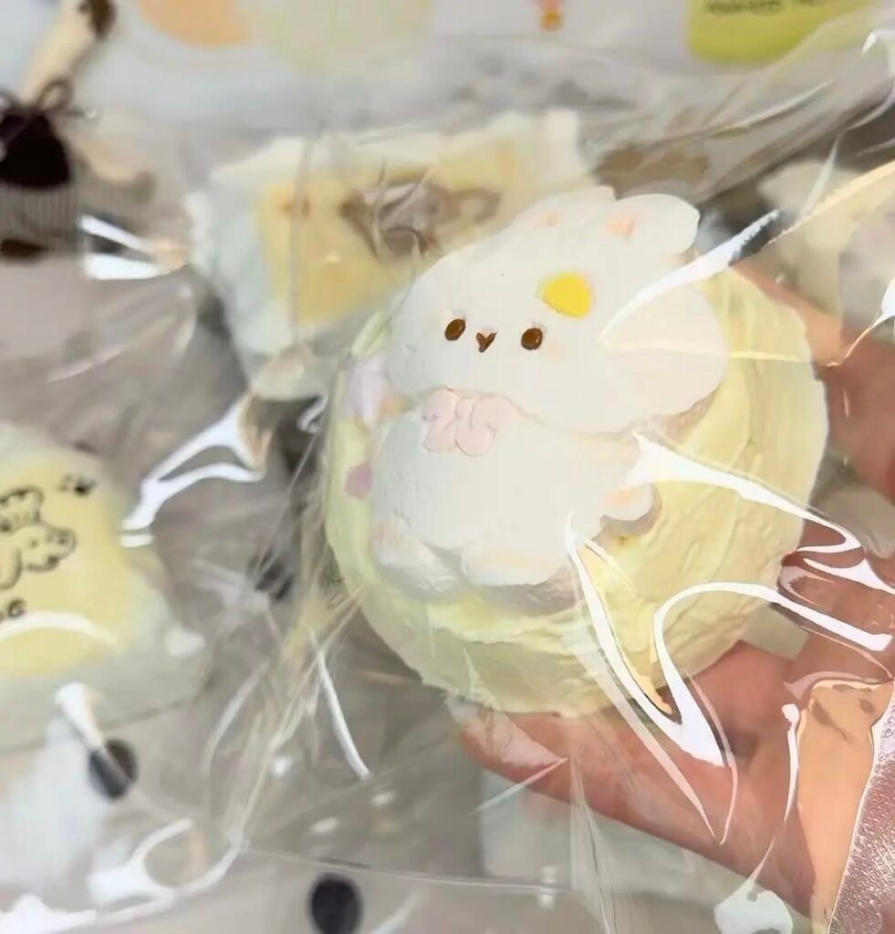 21030 Heqiqi Baby Bunny Cake (Soft Cream Clay Texture Series) / 禾七七 うさぎのあかちゃんケーキ (ソフトクリームクレイ触感シリーズ)