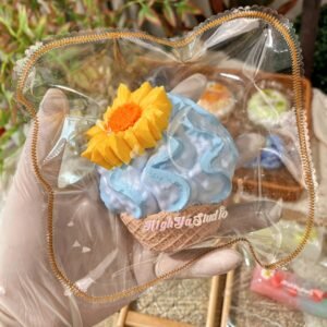 226006 HighYa Sunflower Sea Salt Ice Cream (Light Cream Texture Series) / 嗨呀HighYa 向日葵海盐冰淇淋 (轻奶油触感系列)