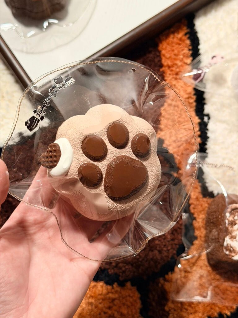 326017 Jiangjiang Nama Chocolate Cat Paw (Soft Cream Texture Series) / Jiangjiang 生チョコの肉球 (ソフトクリーム触感シリーズ)