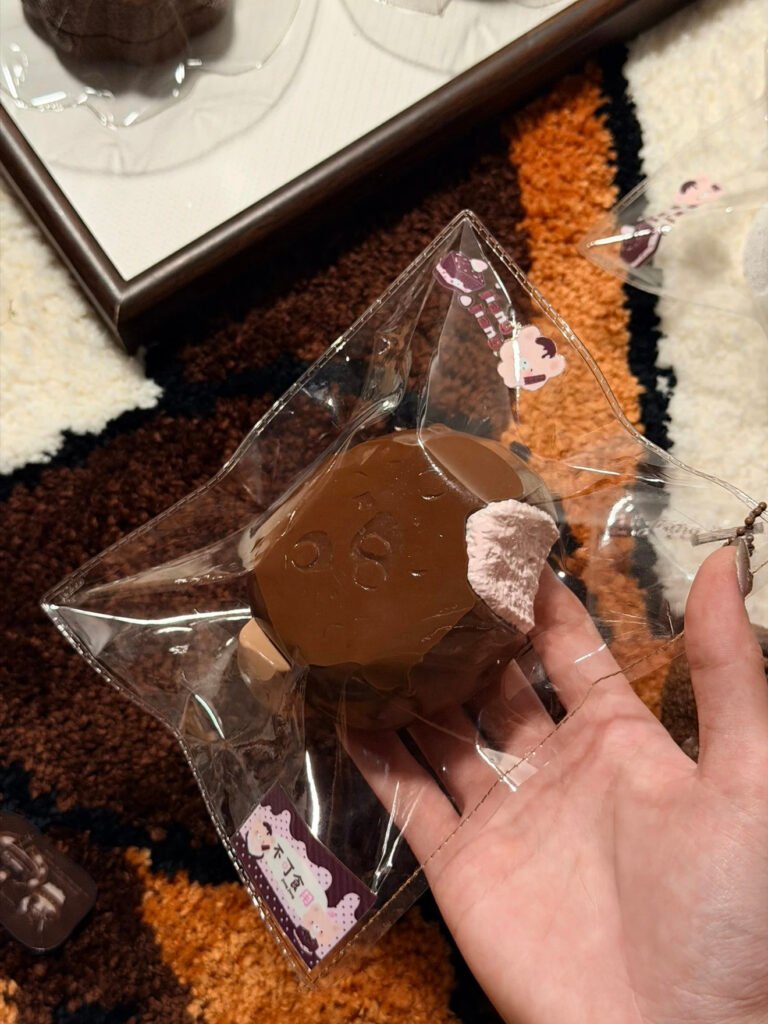 326018 Jiangjiang Pink Chocolate Crisp-Shell Ice Cream Bar (Soft Cream Texture Series) / Jiangjiang ピンクチョコのパリパリアイスバー (ソフトクリーム触感シリーズ)
