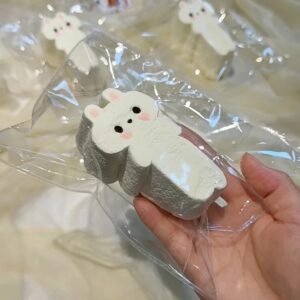 242001 Kele Miao Squishy Dazed Bunny (Light Resistance Dry Cream Clay Texture Series) / 可乐妙 呆呆兔?微阻干奶油触感系列?