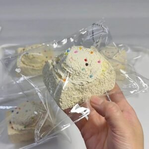 242048 Kele Miao Squishy Childhood Ice Cream Toast (Fluffy Cream Clay Texture Series) / 可乐妙 童趣冰淇淋吐司?蓬松乳膏触感系列?