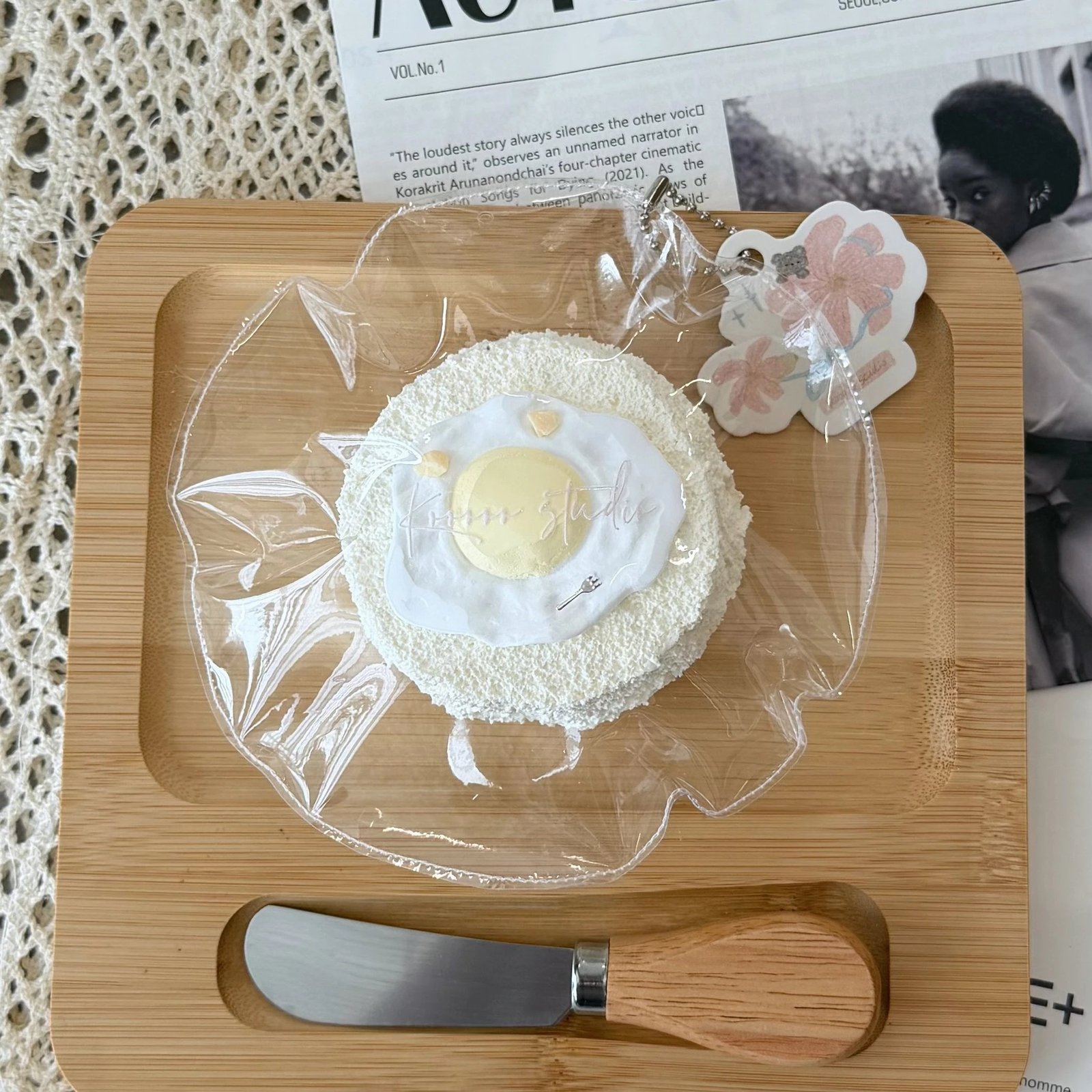 58033 Kooooo Studio Fried Egg Round Toast (Fluffy Cream Clay Texture Series) / Kooooo Studio 煎蛋圆吐司 (蓬松奶油泥触感系列)
