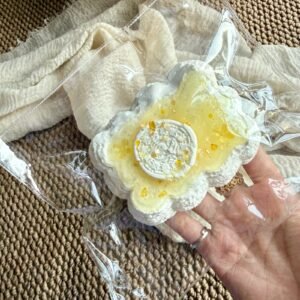 273015 Little Yellow Flower Story Osmanthus Cream Cake (Face Cream Clay Texture Series) / 故事里的小黄花 桂花奶油糕(面霜泥触感系列)