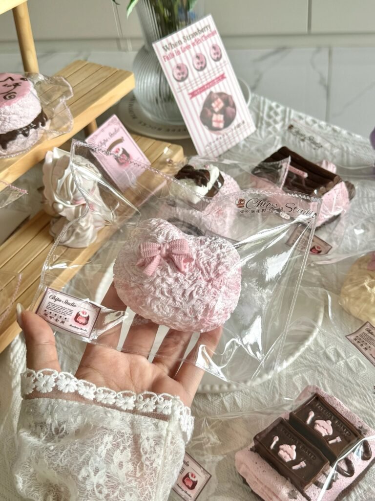 264002 Momo Loves Fries Nie Plush Cat Head (Sticky Cream Texture Series) / momo爱吃薯条捏 毛绒猫头 (黏糊奶油触感系列)