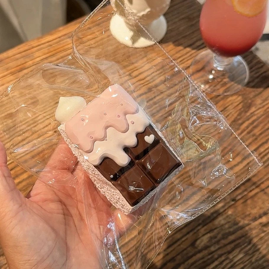 833 MOKK Melting Cream Chocolate (Cream Clay Texture Series) / 抹可可 とろけるクリームチョコ (クリームクレイ触感シリーズ)