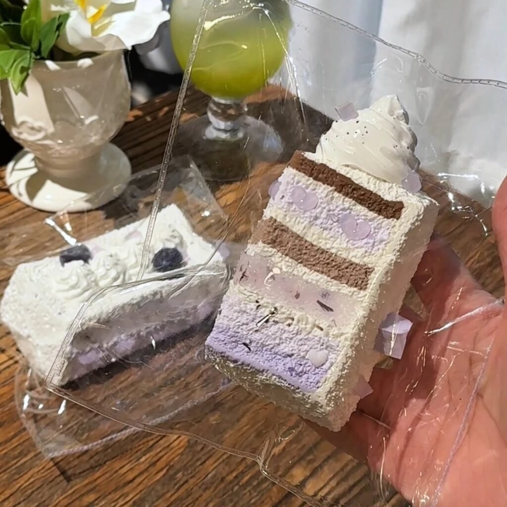 834 MOKK Taro Snow-Capped Mini Toast (Cream Clay Texture Series) / 抹可可 タロイモの雪帽子ミニトースト (クリームクレイ触感シリーズ)