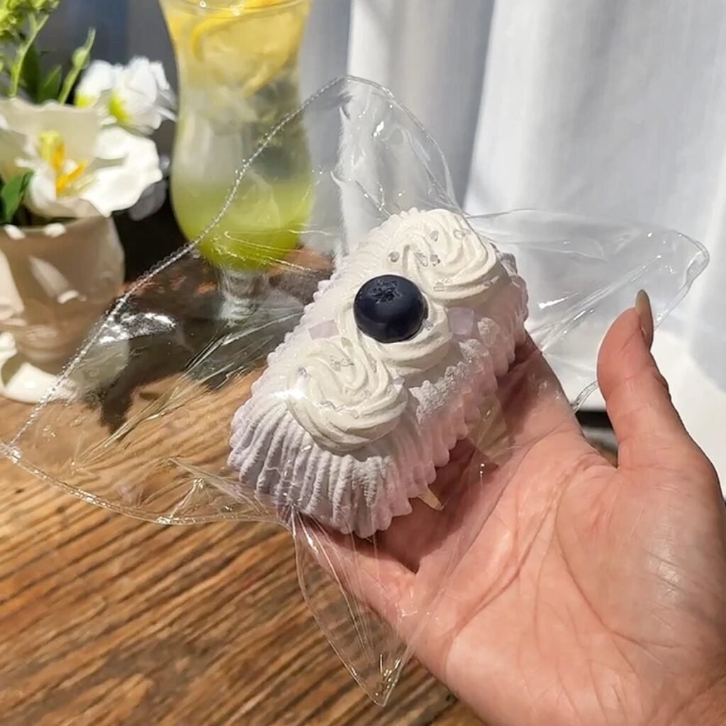840 MOKK Blueberry Milk Puff (Cream Clay Texture Series) / 抹可可 ブルーベリーミルクパフ (クリームクレイ触感シリーズ)