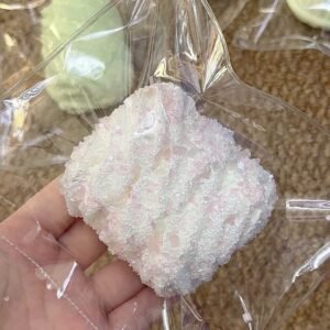 135035 Ohmo Nienie Pink Crushed Sprinkle Roll (Cream Cheese Clay Texture Series) / ohmo捏捏 粉碎碎卷卷 (干酪泥触感系列)