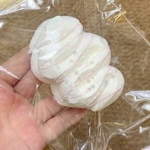 135050 Ohmo Nienie Pink Drizzle Cream Bar (Heat Pad Cream Cheese Clay Texture Series) / ohmo捏捏 粉淋酱奶油条 (加热垫干酪泥触感系列)