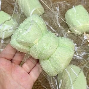 135063 Ohmo Nienie Honeydew Sprinkle Bow (Heat Pad Cream Cheese Clay Texture Series) / ohmo捏捏 蜜瓜绿碎碎蝴蝶结 (加热垫干酪泥触感系列)
