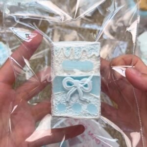 267000 Puffnie Ice Blue Square Toast (Food-Grade Silicone Texture Series) / Puffnie捏捏 冰蓝方吐司 (食品级硅胶触感系列)