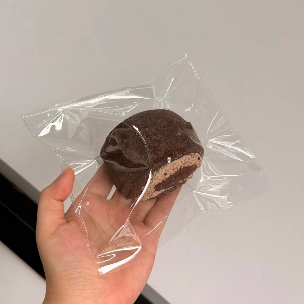 329004 Rubyshop Chocolate Double-Layer Snow Dumpling (Mochi Cream Texture Series) / Rubyshop チョコレート二層雪だんご (もちもちクリーム触感シリーズ)