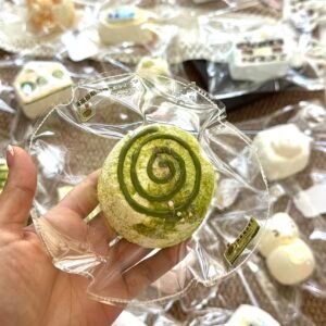 94020 Take It Slow Squishy Matcha Mini Round (Fluffy Clay Texture Series) / 你慢慢捏 抹茶小圆 (绵绵泥2.0触感系列)