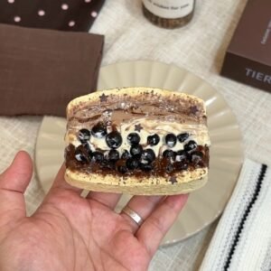 217014 The Fox Nienie Dark Chocolate Boba Thick Milk Sandwich (Yogurt Clay Texture Series) / The Fox捏捏 黑巧啵啵厚乳 (酸奶泥触感系列)