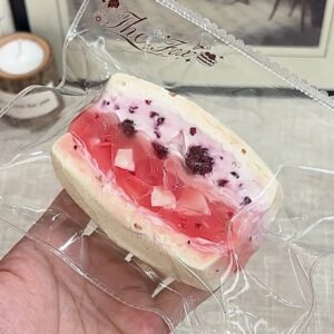 217016 The Fox Nienie Waxberry Popping Ice Sandwich (Yogurt Clay Texture Series) / The Fox捏捏 杨梅爆爆冰 (酸奶泥触感系列)