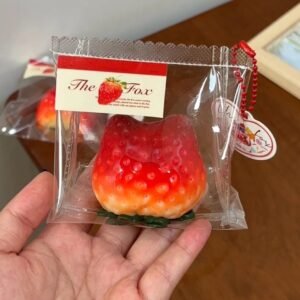 217032 The Fox Nienie Cat Head Strawberry - With Leaves (Yogurt Clay Texture Series) / The Fox捏捏 猫猫头草莓（有叶子） (酸奶泥触感系列)