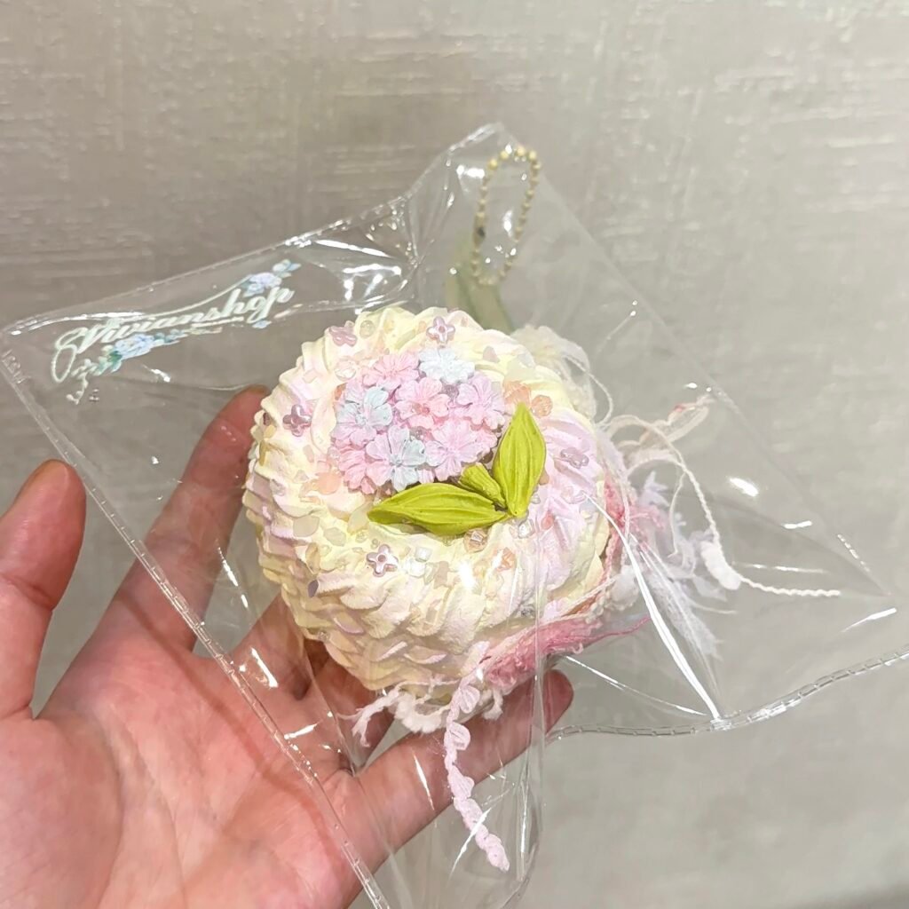4102 Hydrangea Cream Tart (Clay Texture Series) / あじさいクリームタルト (クレイ触感シリーズ)
