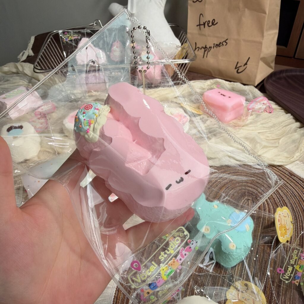 40016 Vocal Swirl Bunny (Baked Milk Clay Texture Series) / Vocal うずまきうさぎ (焼きミルククレイ触感シリーズ)