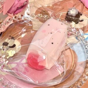 248028 W Qiqi Guaiguai Strawberry Squeeze Toy (Clay Texture Series) / w奇奇怪怪 草莓挤挤乐 (黏土泥触感系列)