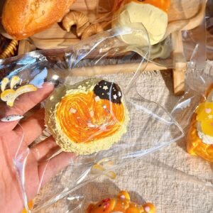 248035 W Qiqi Guaiguai Chocolate Walnut Cookie (Clay Texture Series) / w奇奇怪怪 巧克力桃酥 (黏土泥触感系列)