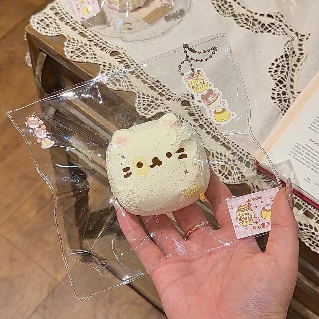 107083 12Xininl Kitten Square Bread (Glutinous Cream Texture Series) / 12Xininl捏捏小店 子ねこの角型パン (もちクリーム触感シリーズ)