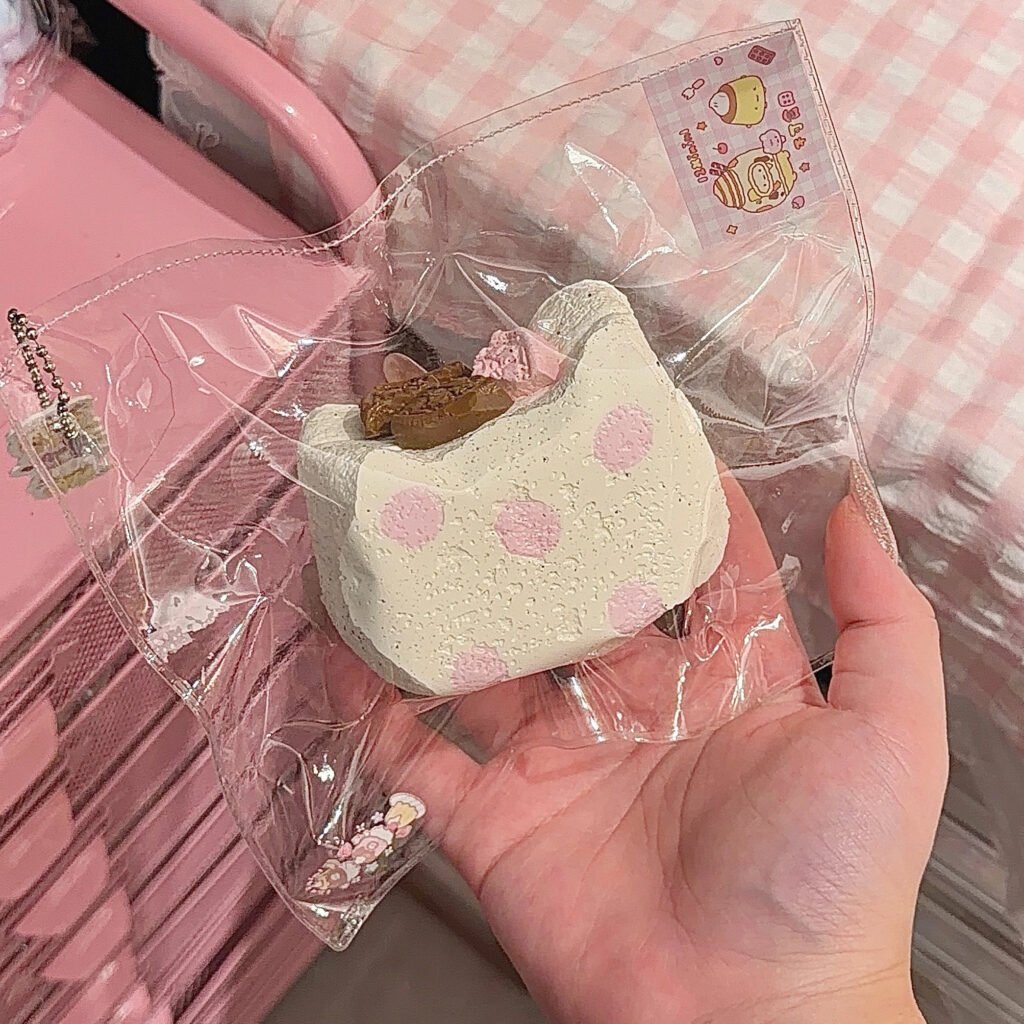 107087 12Xininl Polka-Dot Cat Head (Glutinous Cream Texture Series) / 12Xininl捏捏小店 水玉ねこフェイス (もちクリーム触感シリーズ)