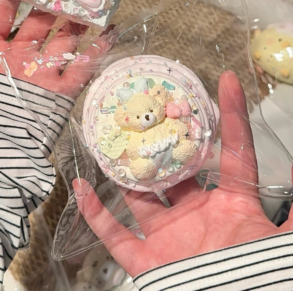 31031 Xiao Masheng Bear Mille Crepe Round Cake / 小麻生捏 くまミルクレープ丸ケーキ